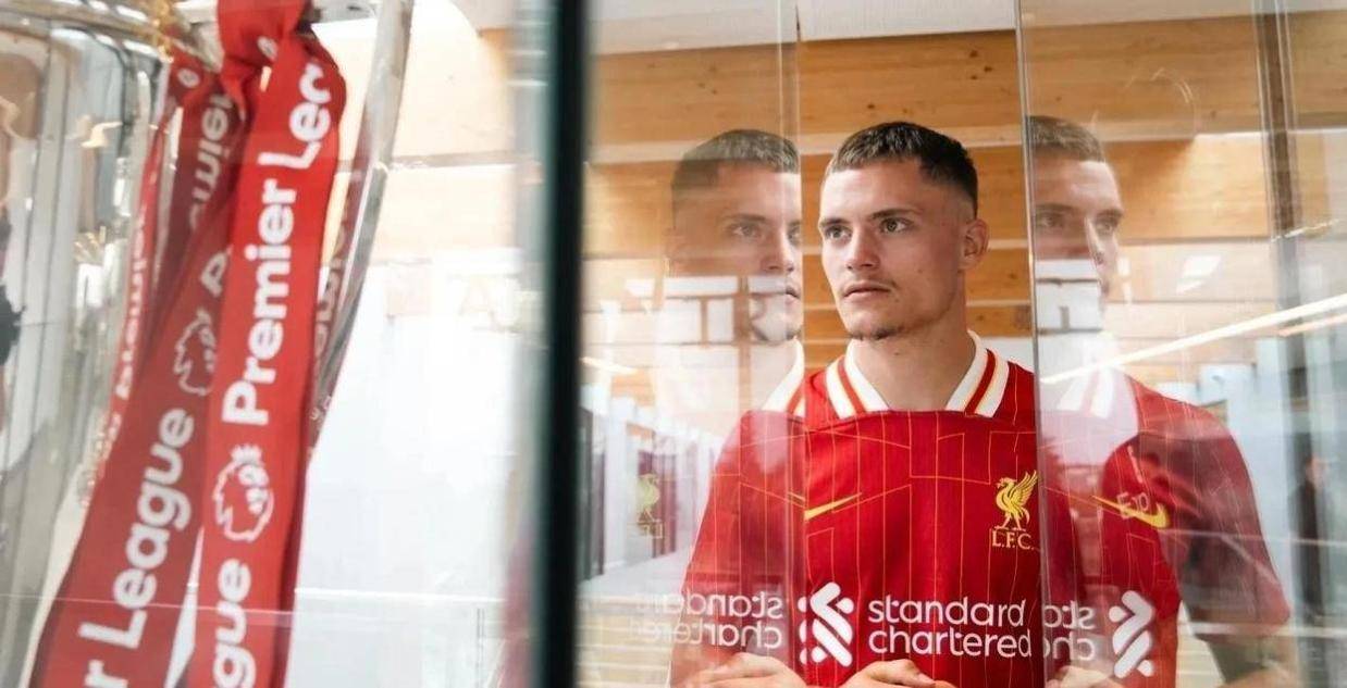 利物浦1.4亿欧砸下德甲天王！梅西加冕第一，阿森纳曼联豪购开战